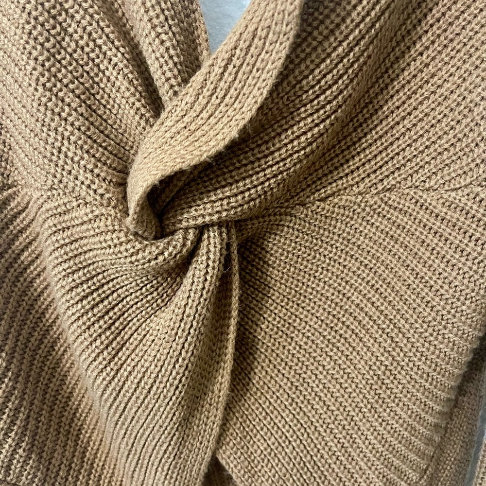 Batwing Loose Fit VNeck Knit Sweater With Fun Knotted Back | Beige | Small - Picture 5 of 6